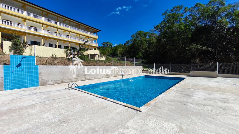 Sítio com 10 suítes e estrutura para eventos LT0088