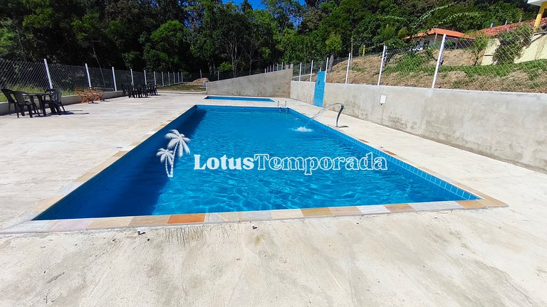 Sítio com 10 suítes e estrutura para eventos LT0088