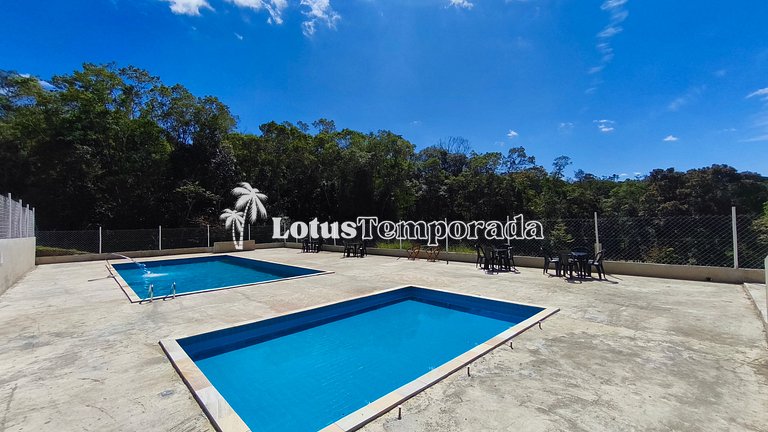 Sítio com 10 suítes e estrutura para eventos LT0088