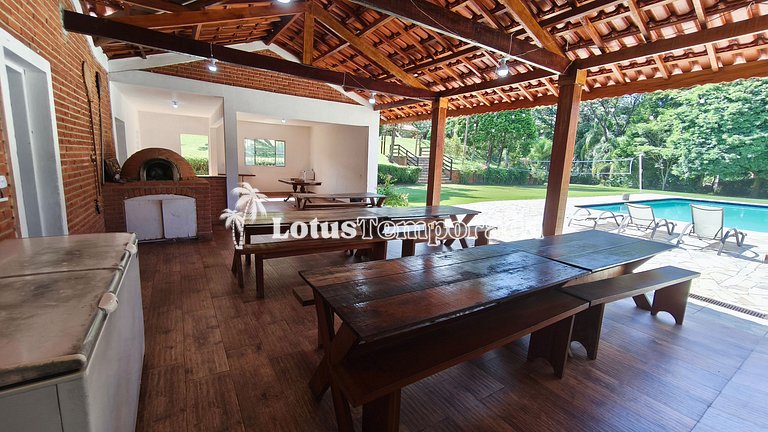 Sítio 14 dormit. para fins de semana e eventos LT0073