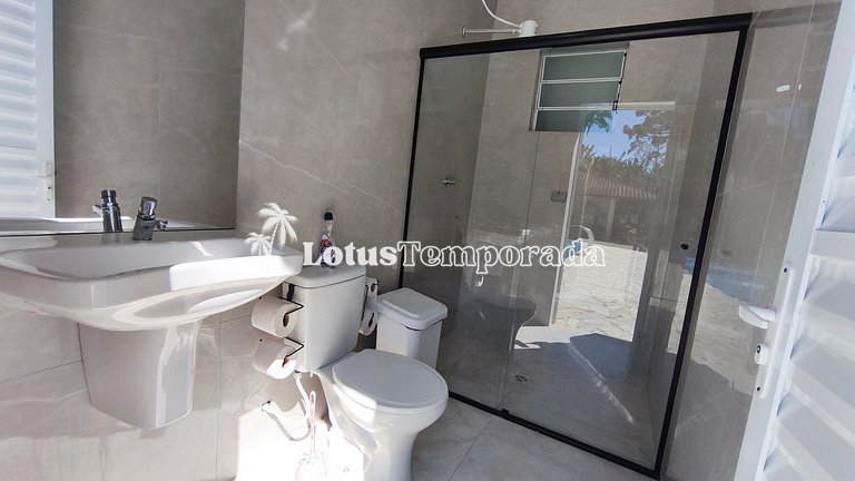 Chácara com piscina aquecida e eventos LT0095