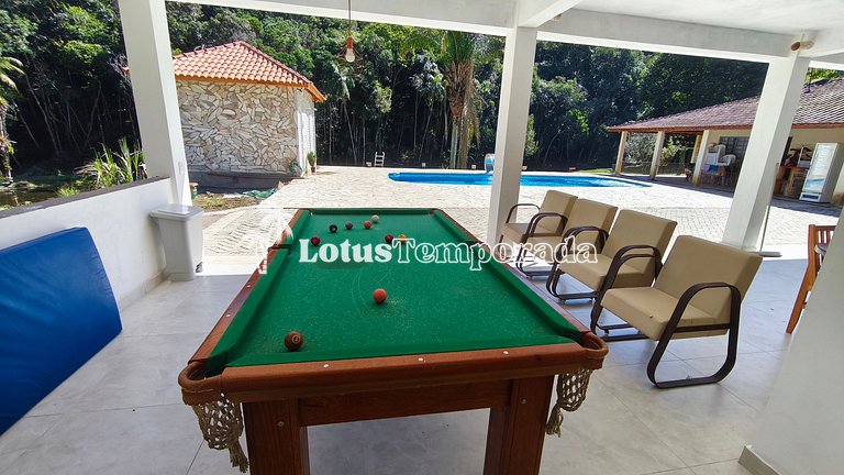 Chácara com piscina aquecida e eventos LT0095