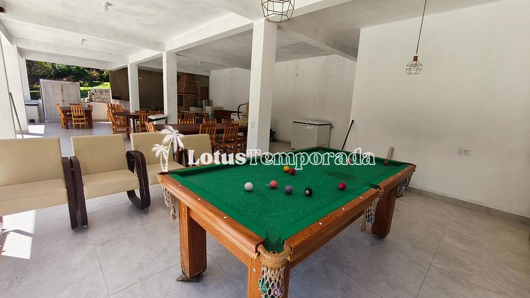 Chácara com piscina aquecida e eventos LT0095