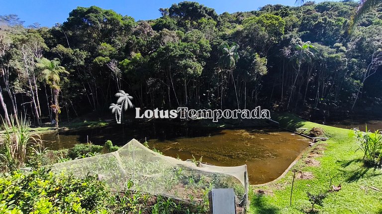 Chácara com piscina aquecida e eventos LT0095