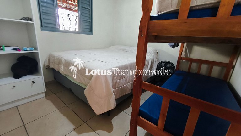Chácara com piscina aquecida e eventos LT0095