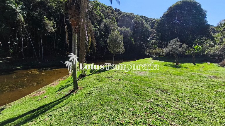 Chácara com piscina aquecida e eventos LT0095