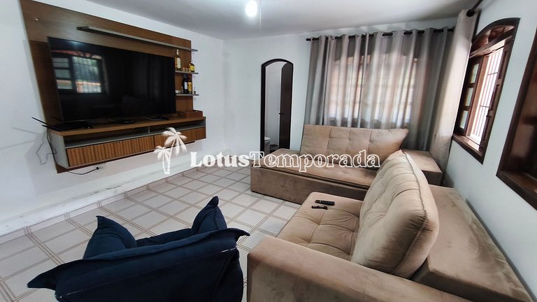 Chácara com lagos, piscina e 6 quartos LT0097