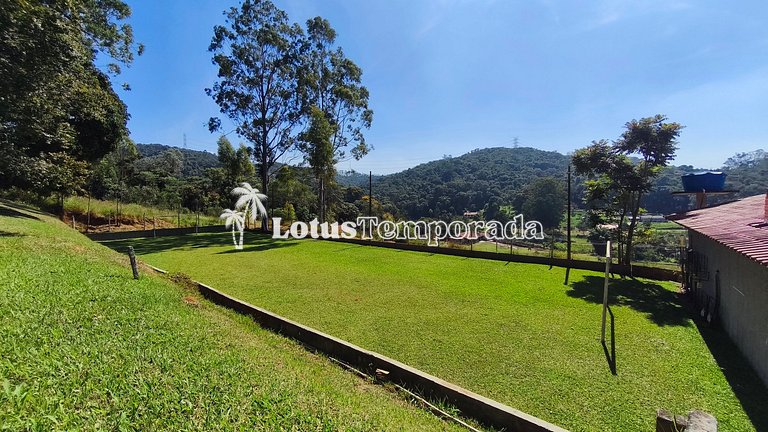 Sítio em São Roque com 7 Dorm, piscina e conforto LT0082