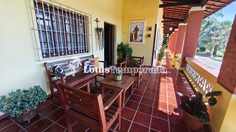 Sítio em São Roque com 7 Dorm, piscina e conforto LT0082