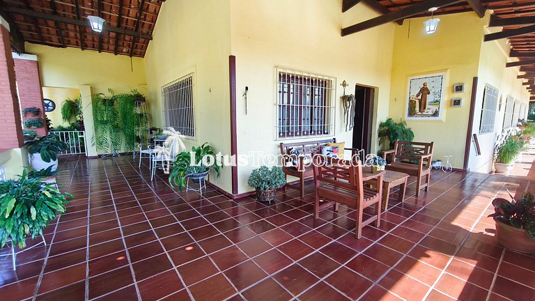 Sítio em São Roque com 7 Dorm, piscina e conforto LT0082