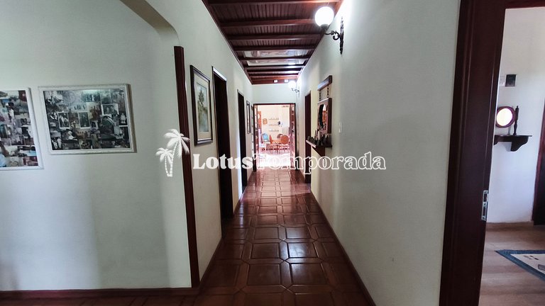 Sítio em São Roque com 7 Dorm, piscina e conforto LT0082