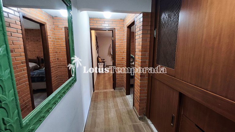 Sítio em São Roque com 7 Dorm, piscina e conforto LT0082