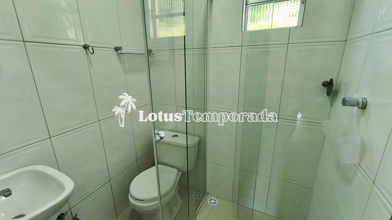 Sítio em São Roque com 7 Dorm, piscina e conforto LT0082
