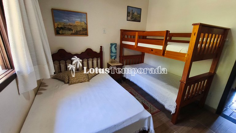 Sítio em São Roque com 7 Dorm, piscina e conforto LT0082