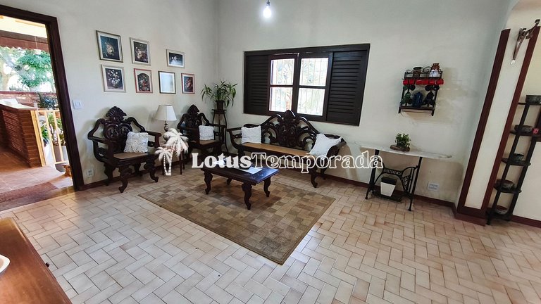 Sítio em São Roque com 7 Dorm, piscina e conforto LT0082