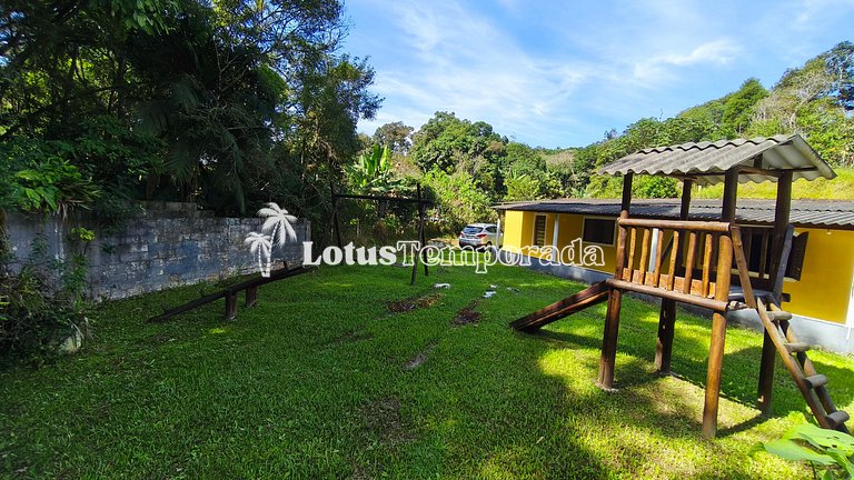 Chácara com piscina, jogos e campo futebol LT0098