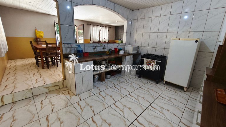Chácara com piscina, jogos e campo futebol LT0098