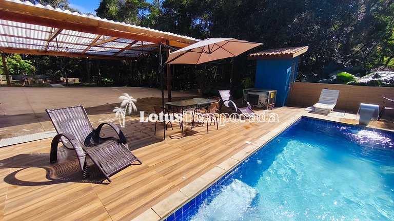 Sítio com lazer completo e conforto familiar LT0057
