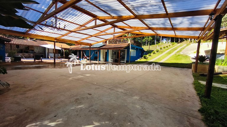 Sítio com lazer completo e conforto familiar LT0057