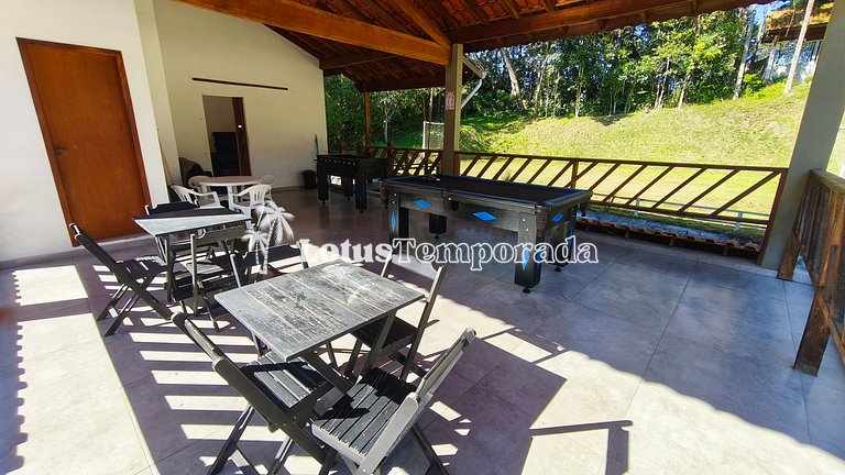 Sítio com lazer completo e conforto familiar LT0057