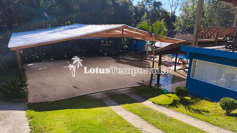 Sítio com lazer completo e conforto familiar LT0057