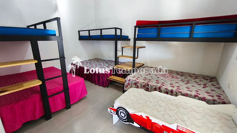 Chácara para eventos e lazer em Itapecerica LT0101