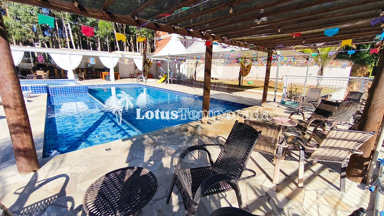 Chácara para eventos e lazer em Itapecerica LT0101