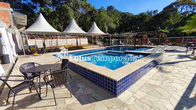 Chácara para eventos e lazer em Itapecerica LT0101