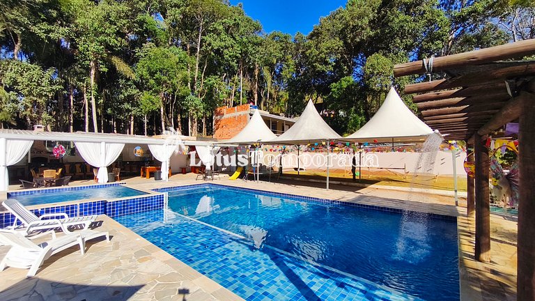 Chácara para eventos e lazer em Itapecerica LT0101