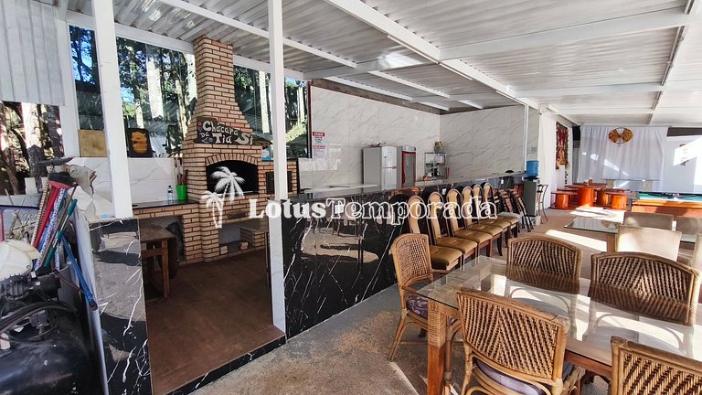 Chácara para eventos e lazer em Itapecerica LT0101