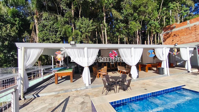 Chácara para eventos e lazer em Itapecerica LT0101