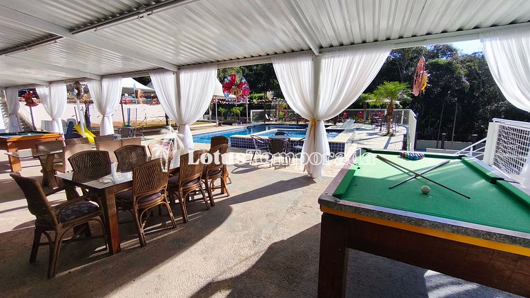 Chácara para eventos e lazer em Itapecerica LT0101