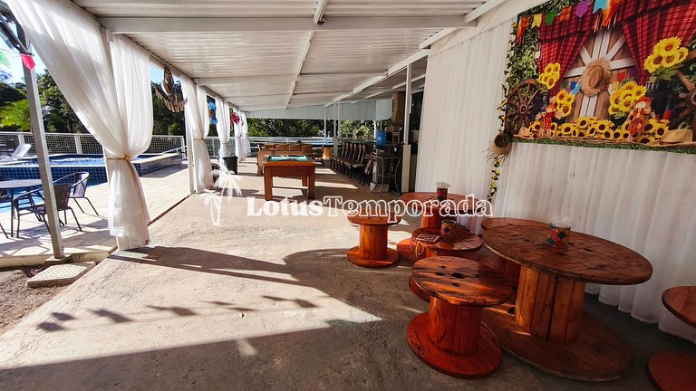 Chácara para eventos e lazer em Itapecerica LT0101