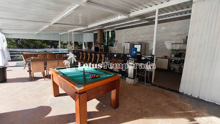 Chácara para eventos e lazer em Itapecerica LT0101