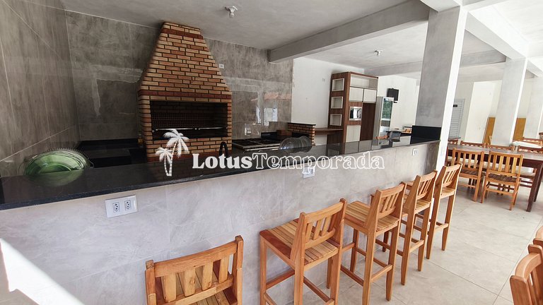 Chácara com piscina aquecida e eventos LT0095