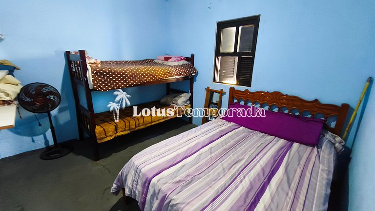 Chácara com 05 dormitórios, piscina e lazer LT0068