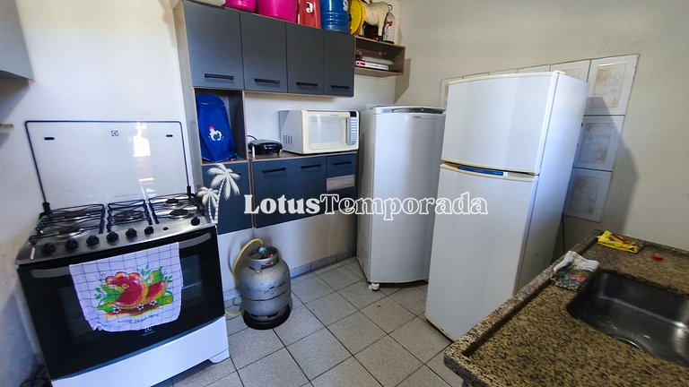 Chácara com 05 dormitórios, piscina e lazer LT0068