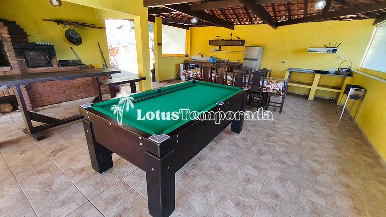 Chácara na represa com piscina e lazer LT0096