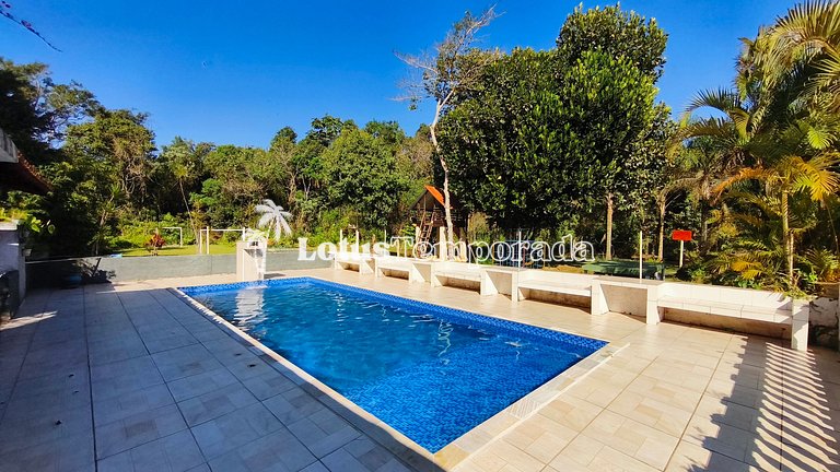 Chácara para Alugar em condominio com piscina LT0066