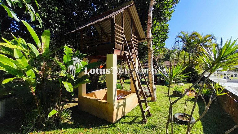 Chácara para Alugar em condominio com piscina LT0066