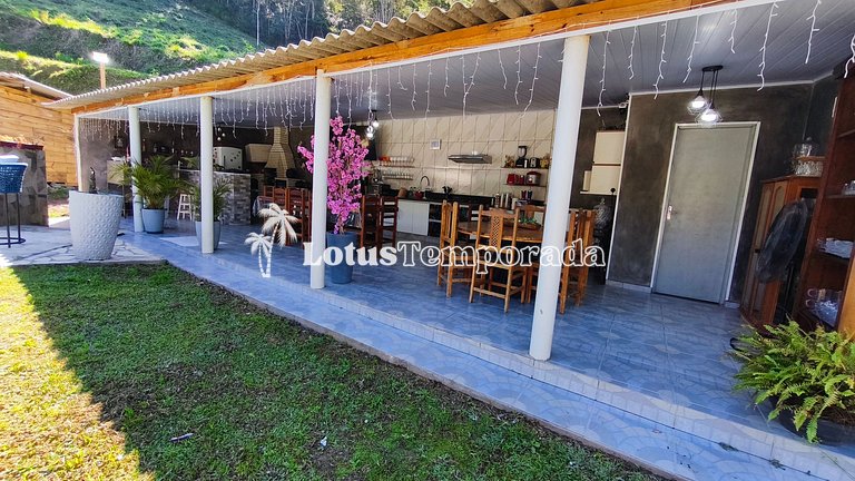 Chácara para lazer e confraternizações LT0103