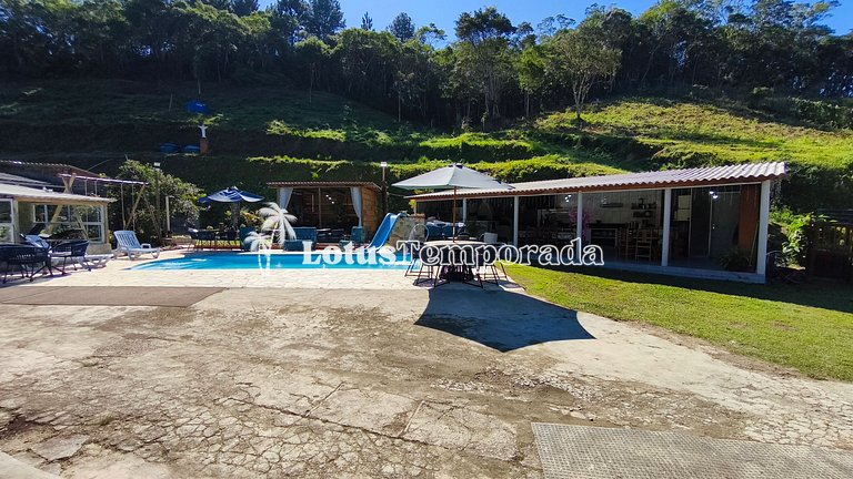Chácara para lazer e confraternizações LT0103