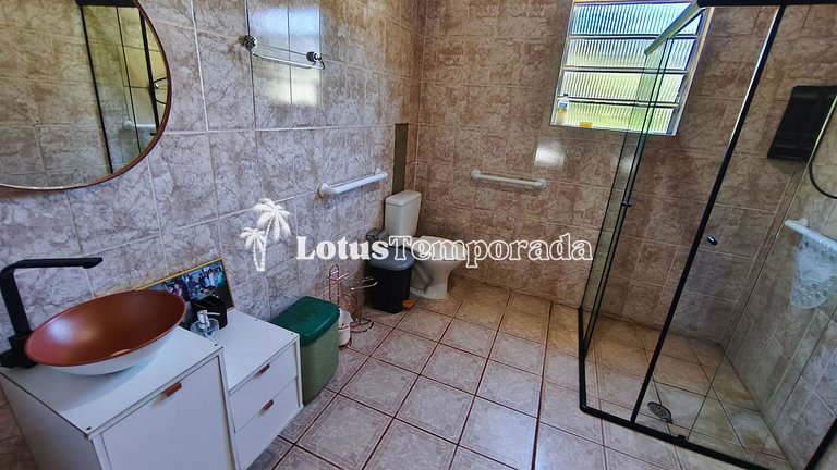 Chácara para lazer e confraternizações LT0103