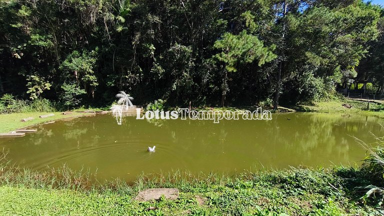 Chácara para lazer e confraternizações LT0103
