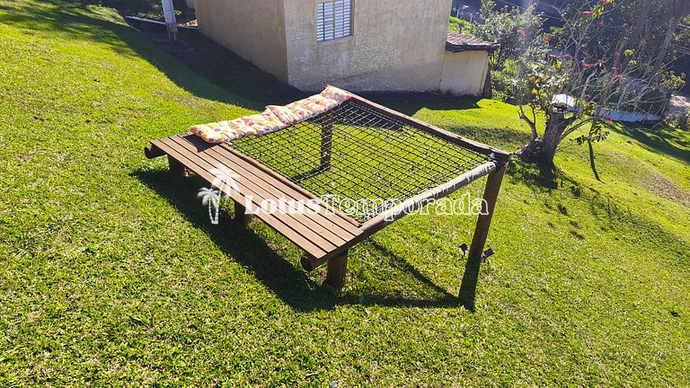 Chácara com 4 dormitórios e lazer completo LT0081