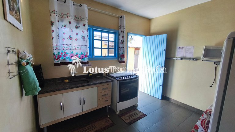 Chácara com 4 dormitórios e lazer completo LT0081