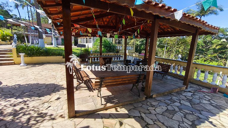 Sítio em Juquitiba para Famílias e Eventos LT0105
