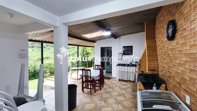 Chácara familiar aconchegante c piscina LT0106